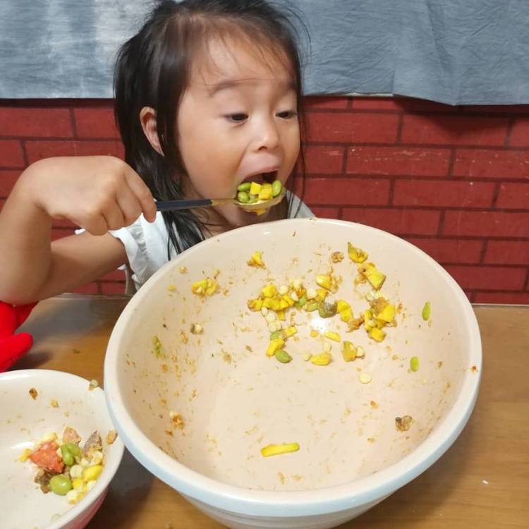 38732687_2078340512420037_1485953560796463104_n